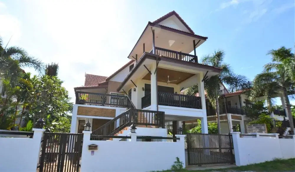 Amintra 4 Villa for rent Koh Lanta