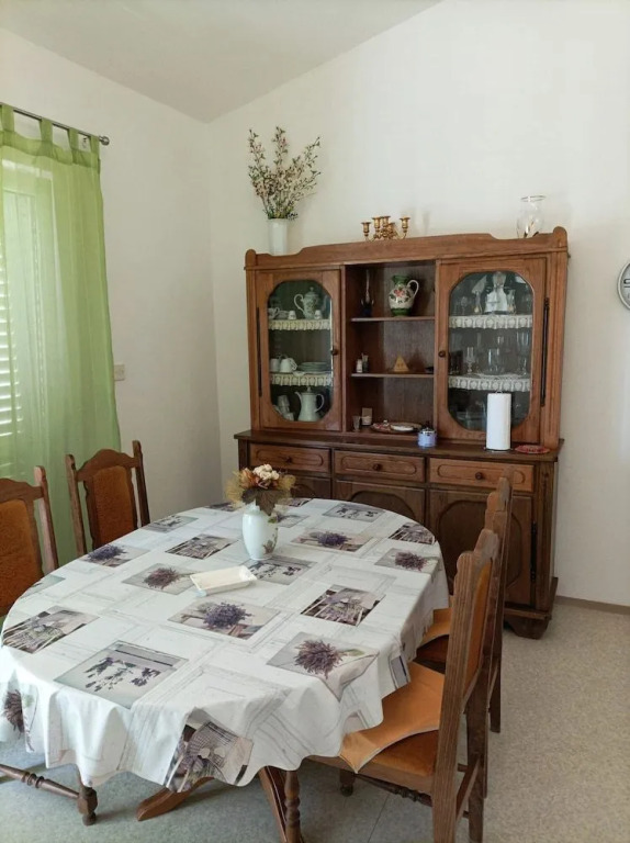 Apartment Raos