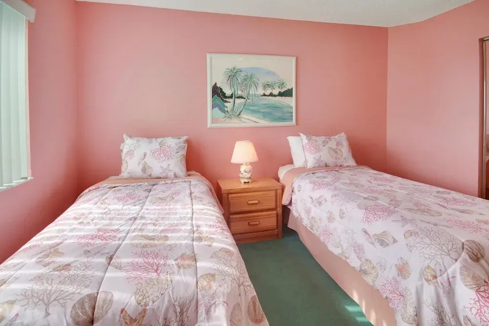 Land's End 301 Building 6 Beachfront / End Unit / Large Balcony!