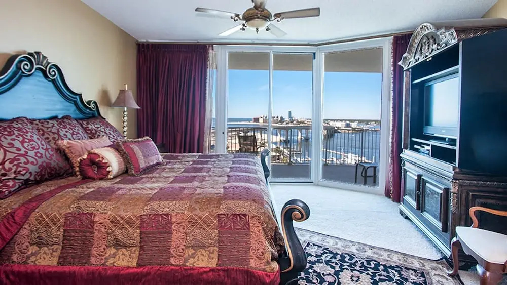 Crb1001 2 Bedroom Condo