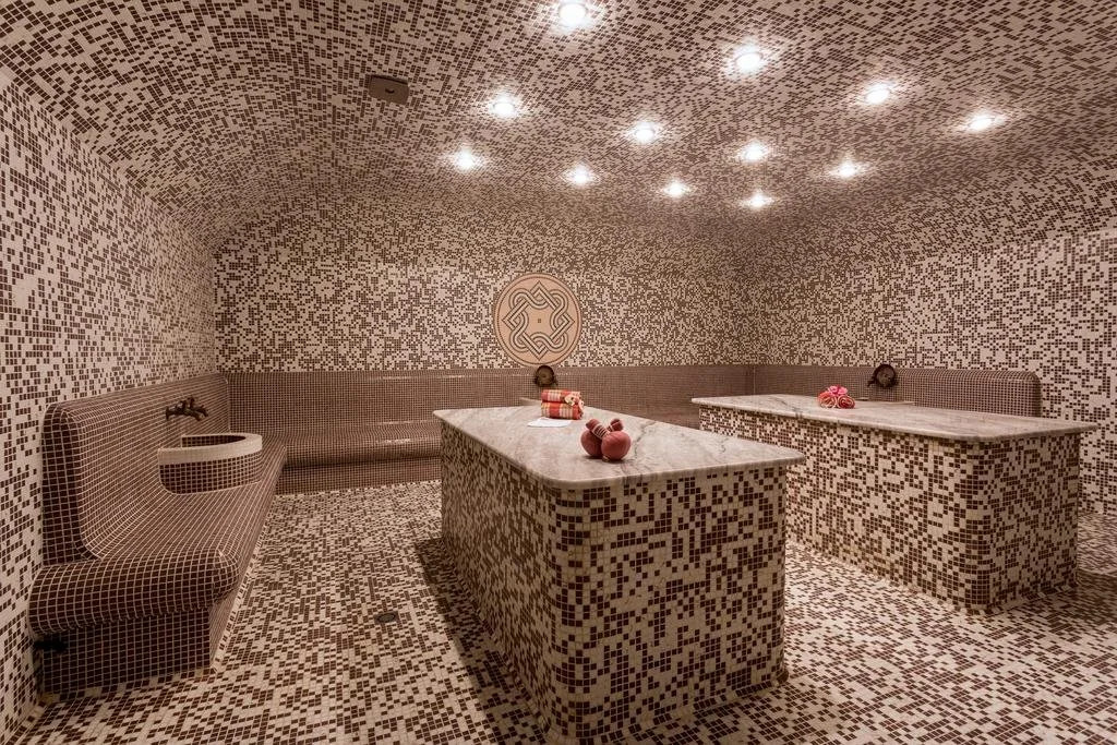 Green Wood Hotel & Spa