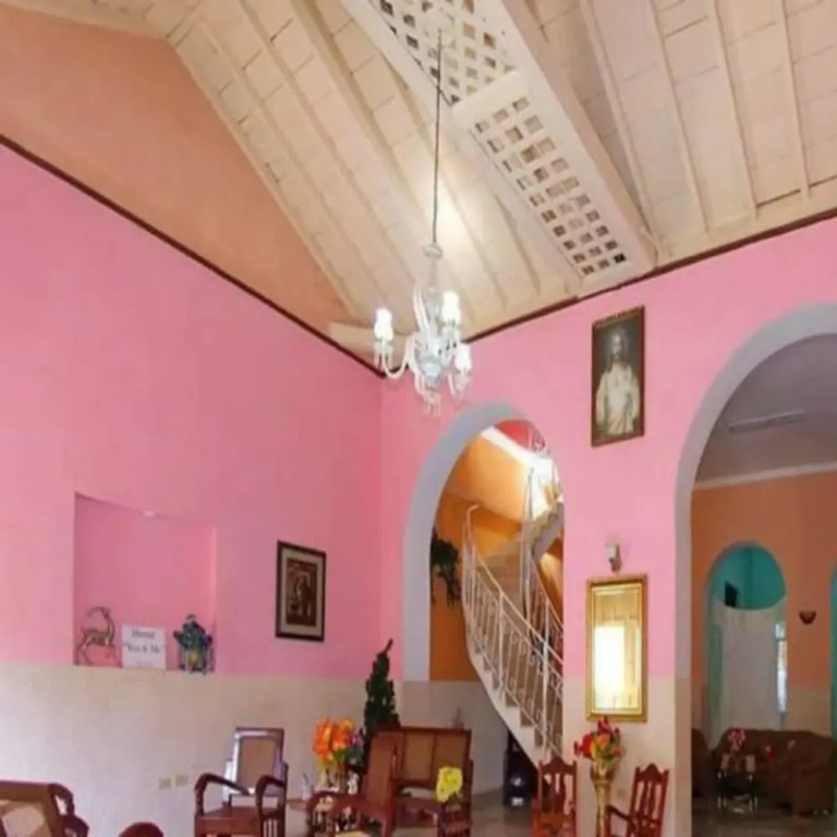 Hostal You & Me