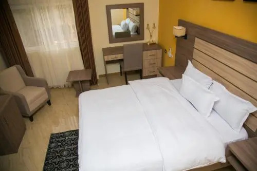 Consort Luxury Suites