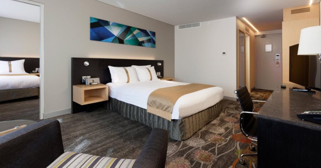 Holiday Inn Perth City Centre by IHG