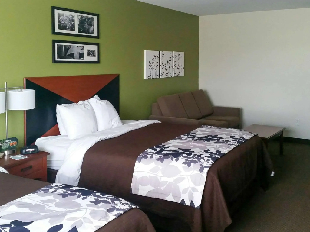 Sleep Inn & Suites Pleasant Hill - Des Moines