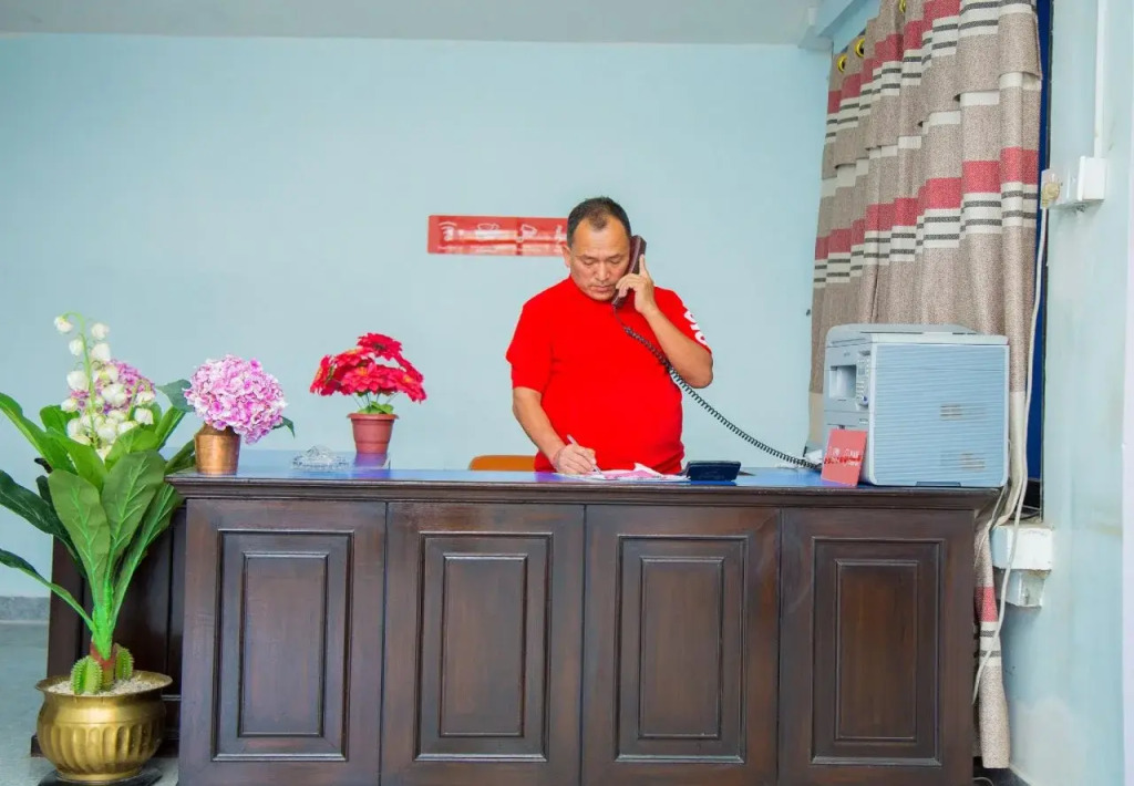 OYO 202 Hotel Kanchenjunga