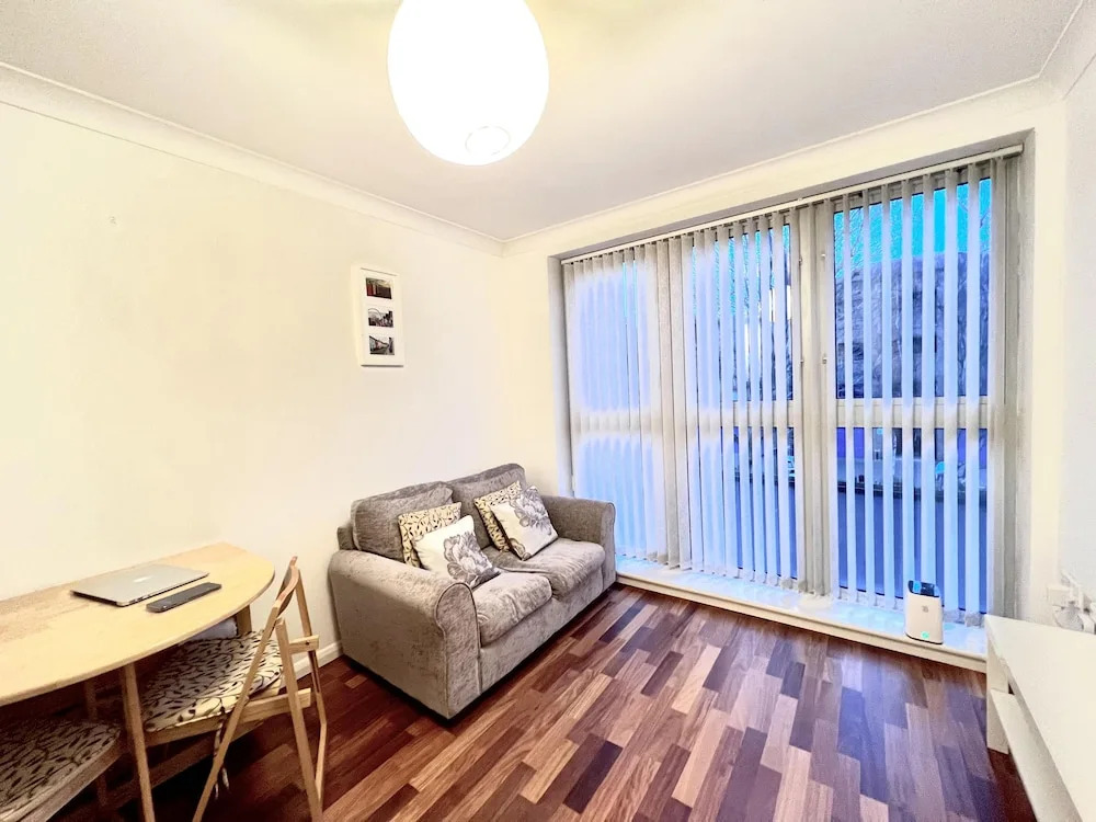 Lovely 1-bed Apartment in London by the Harbour