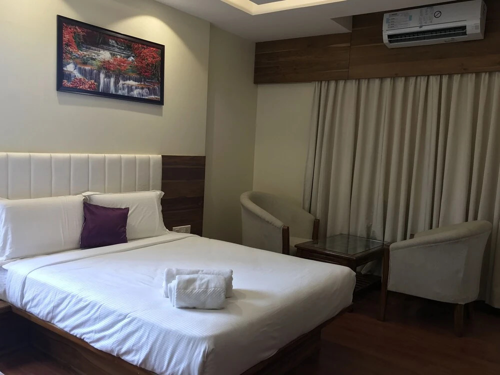 Sai Neem Tree Hotel