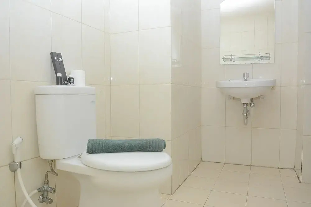 Comfort and Stylish 1BR at Callia Apartment