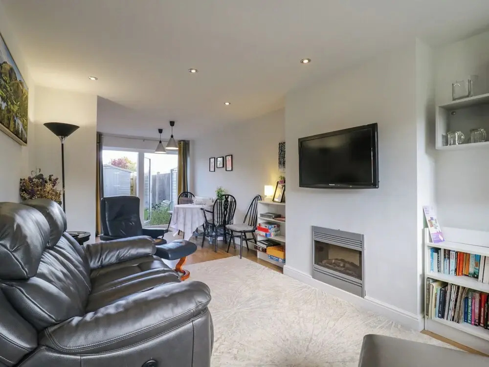 25 Resbury Close
