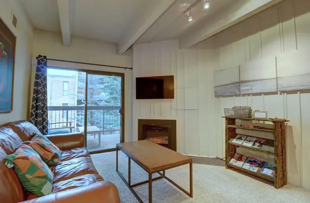 B207 Ten Mile Island 2br 2ba 2 Bedroom Condo by RedAwning
