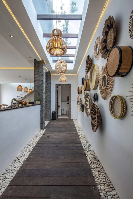 Villa Hugo - Luxury 4BR Private Villa, Walking Distance to Berawa Beach