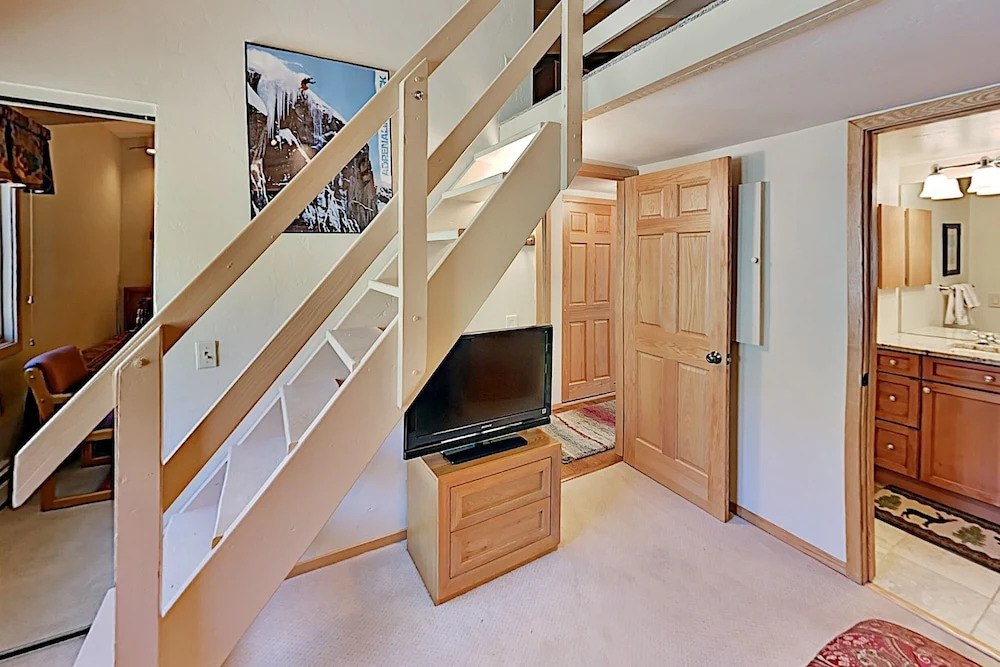 Alpine Condo in Snowmass Village by RedAwning