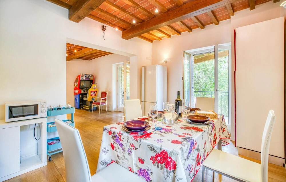 Awesome Home in Gubbio -pg- With 2 Bedrooms and Outdoor Swimming Pool