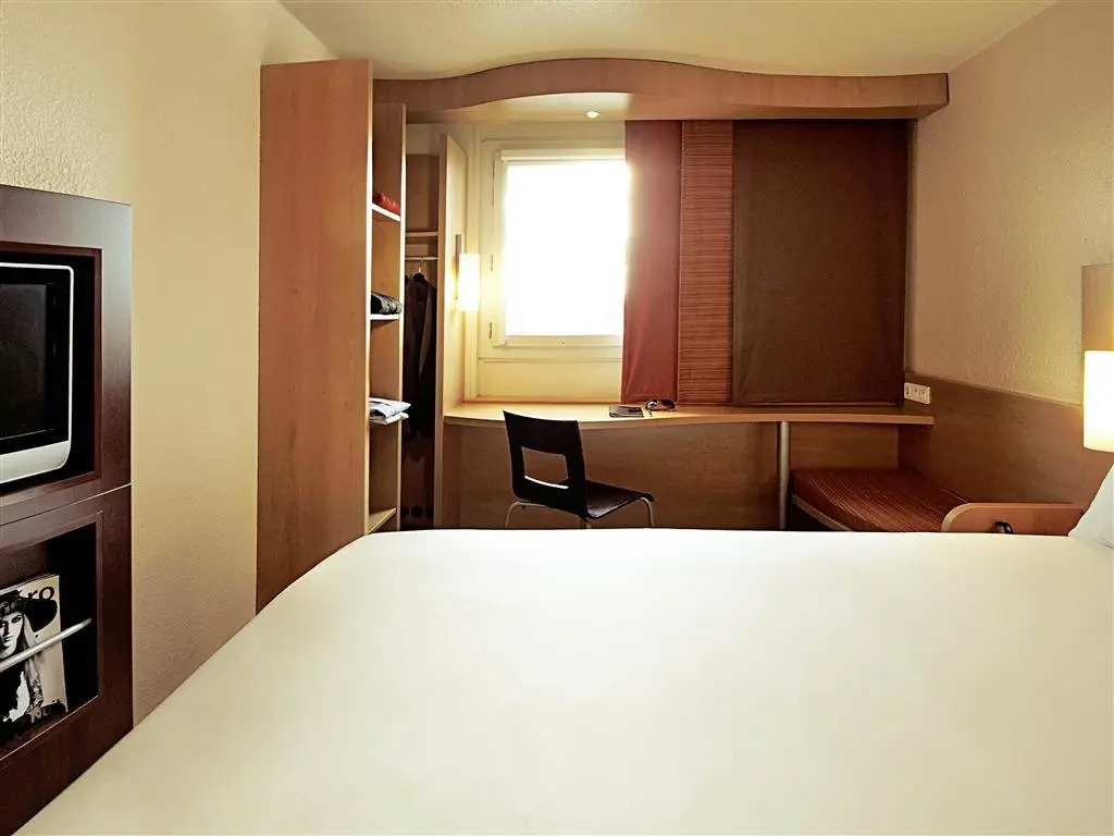 ibis Rambouillet
