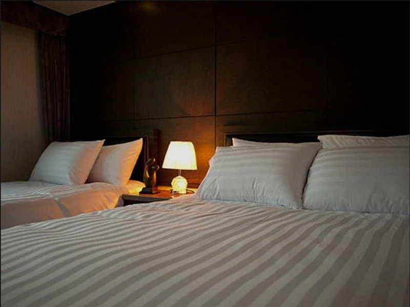 Tourist Hotel The Red