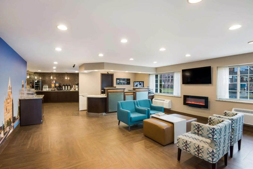 Clarion Pointe Syracuse Downtown