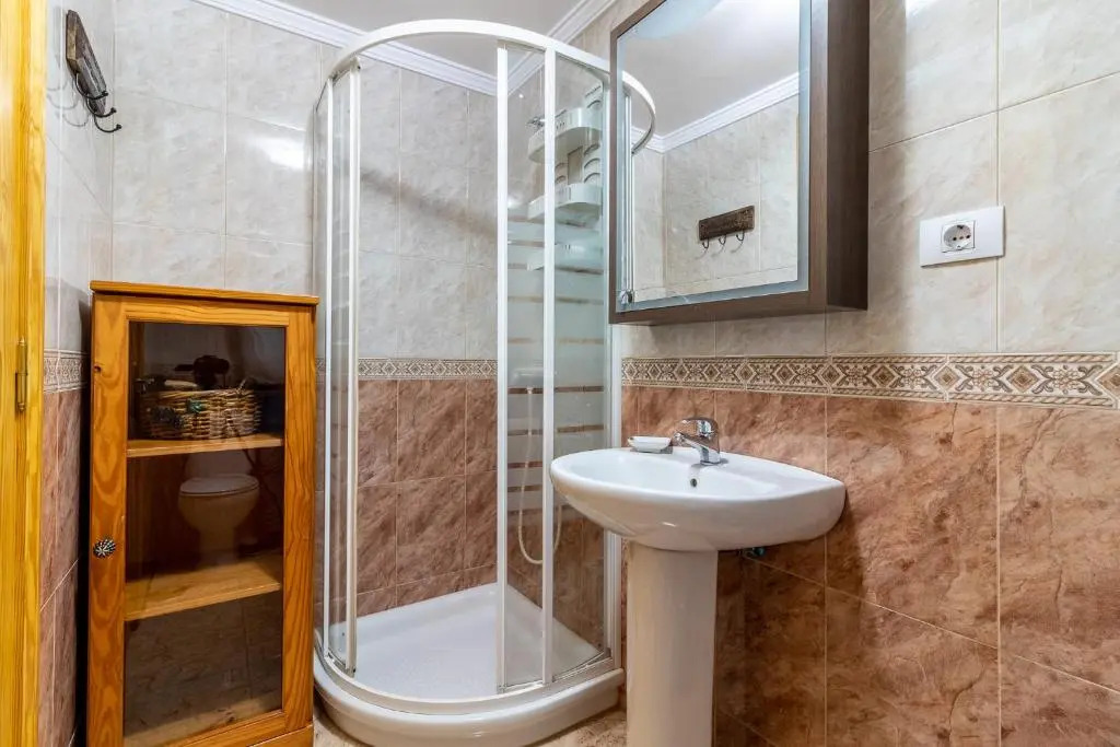 Flatguest Ingenio + 2 Bdr + Wifi + 4pax