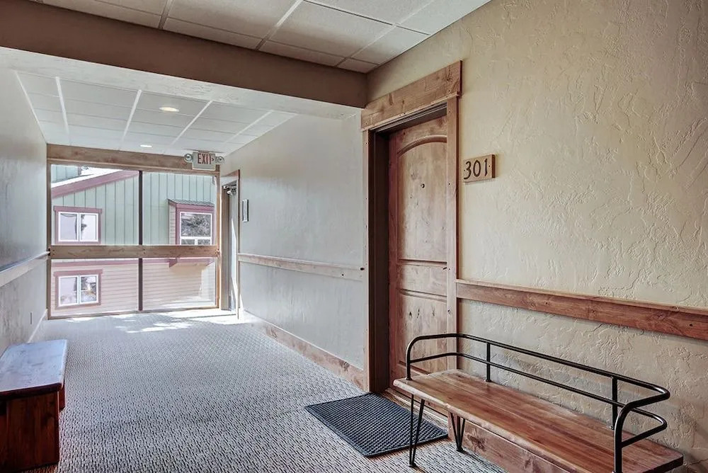 Mountainwood 301 2 Bedrooms 2 Bathrooms Condo