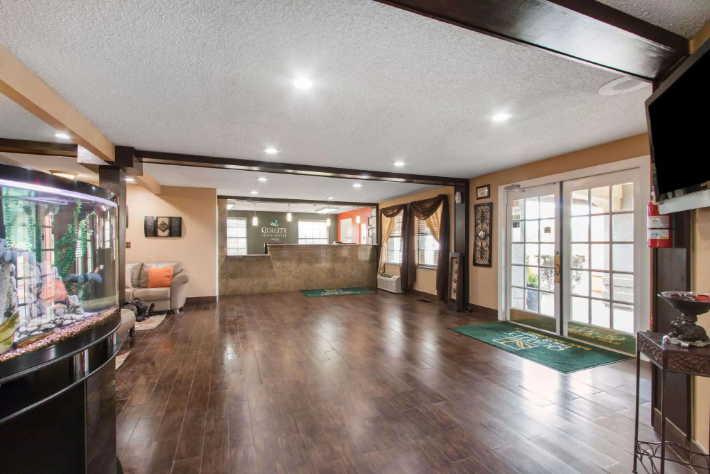 Quality Inn & Suites I-35 near Frost Bank Center