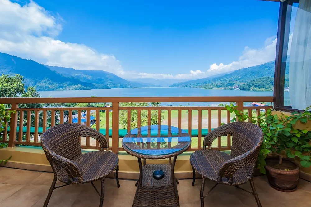 Hotel Fewa Camp