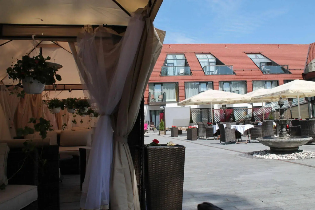 Отель Grand Rose SPA