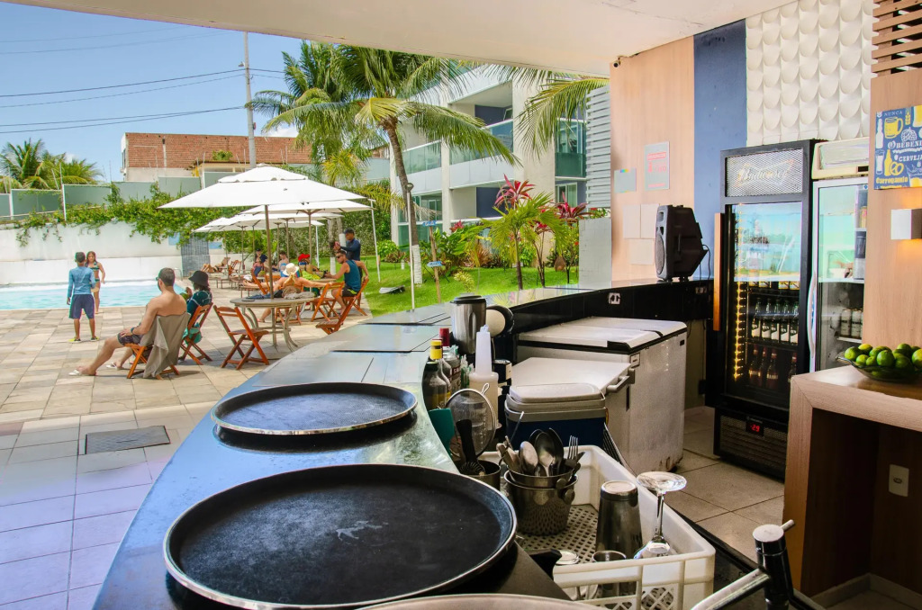 Suíte Pé Na Areia Com Piscina, Wifi E Estacionamento Em Ponta Negra