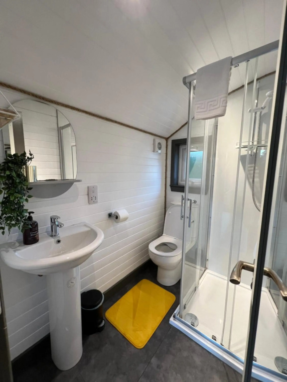 Westwind Pod