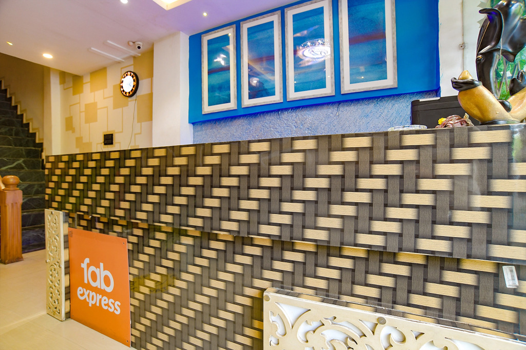 Super Hotel O MP Nagar Near Rachna Tower