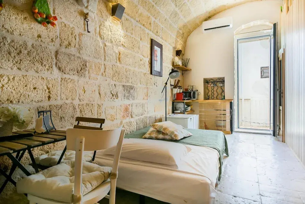 Dim s Apartments by Wonderful Italy - Room1