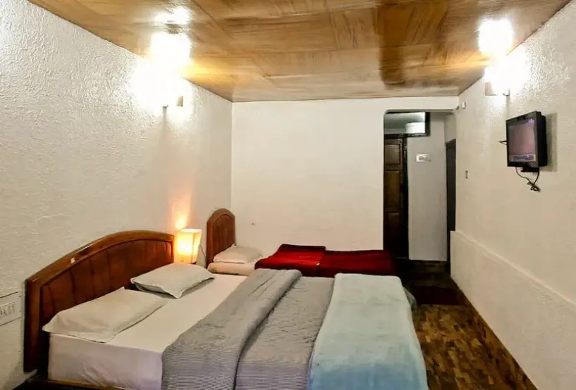 Hotel New Bharat