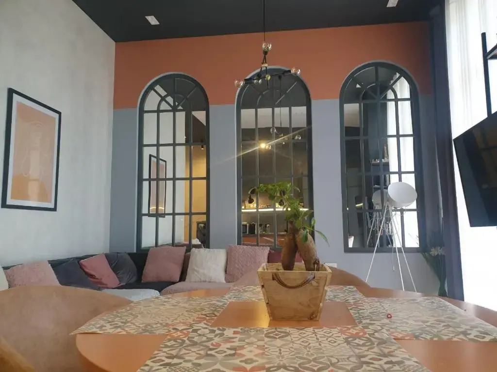 Stylish two bedroom house with private pool