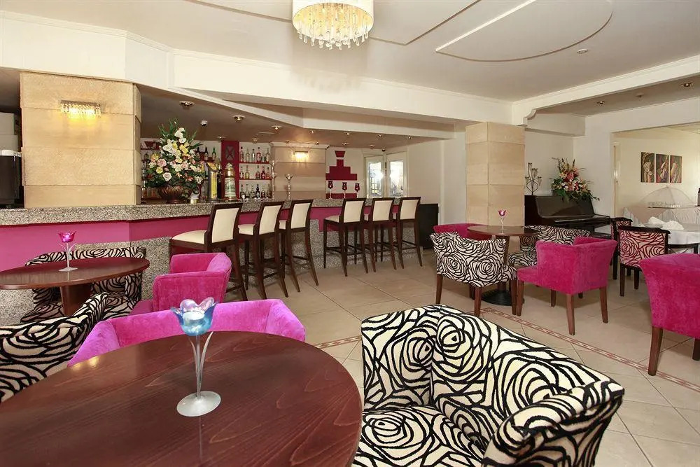 Jasmine Hotel Apartments