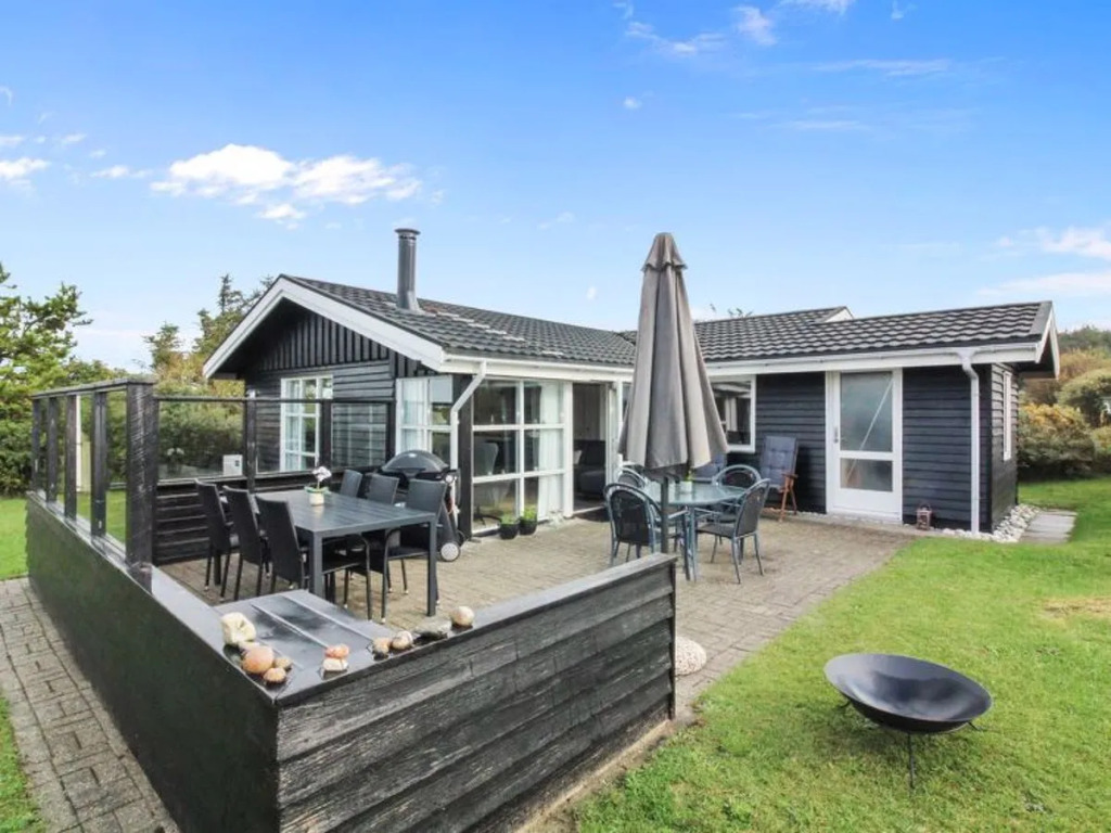 "Alice" - 500m from the sea in NW Jutland
