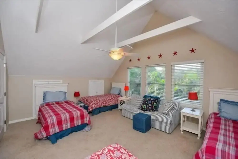 129 51st Street 3 Bedroom Home by RedAwning