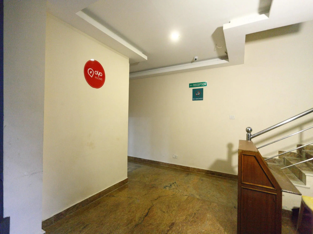 OYO Rooms ECR Off Uthandi Beach