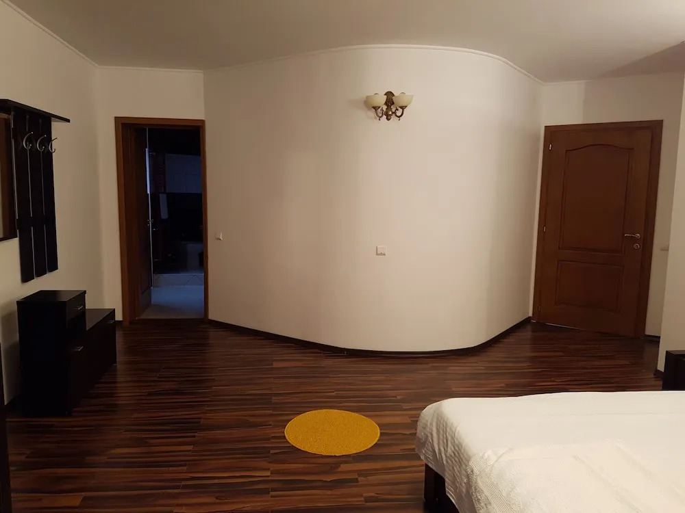 Liz Residence