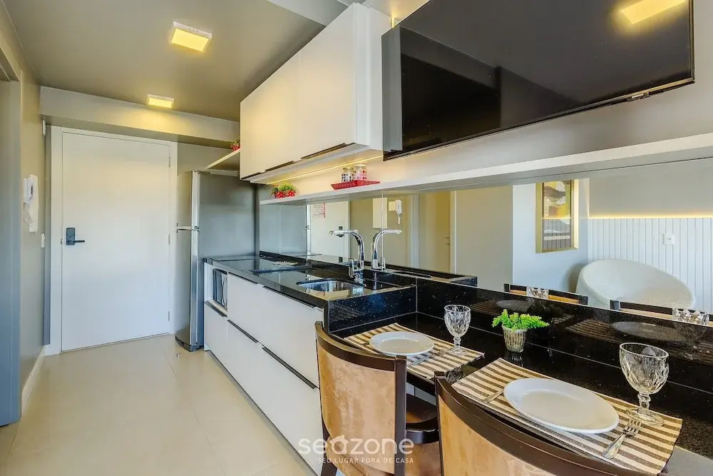 Studio in Building With Pool Con1206