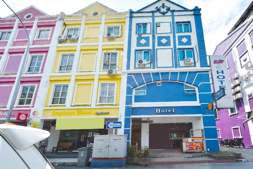 KL2F Empire Hotel & Apartment