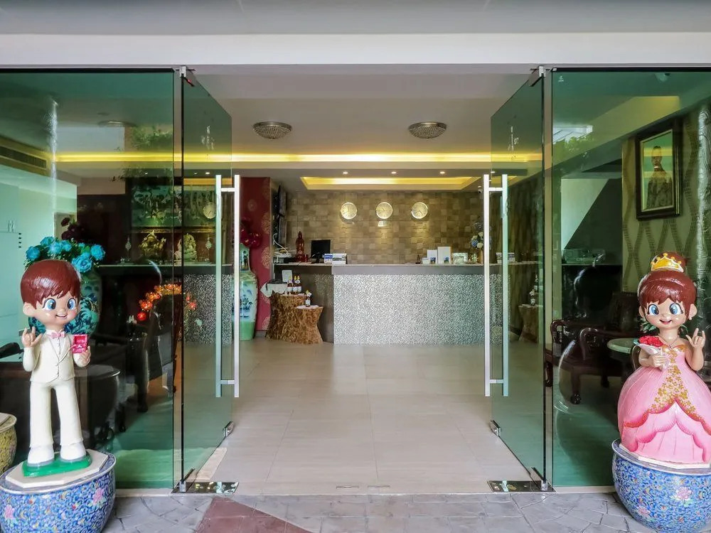 Nida Rooms San Phisuea 88