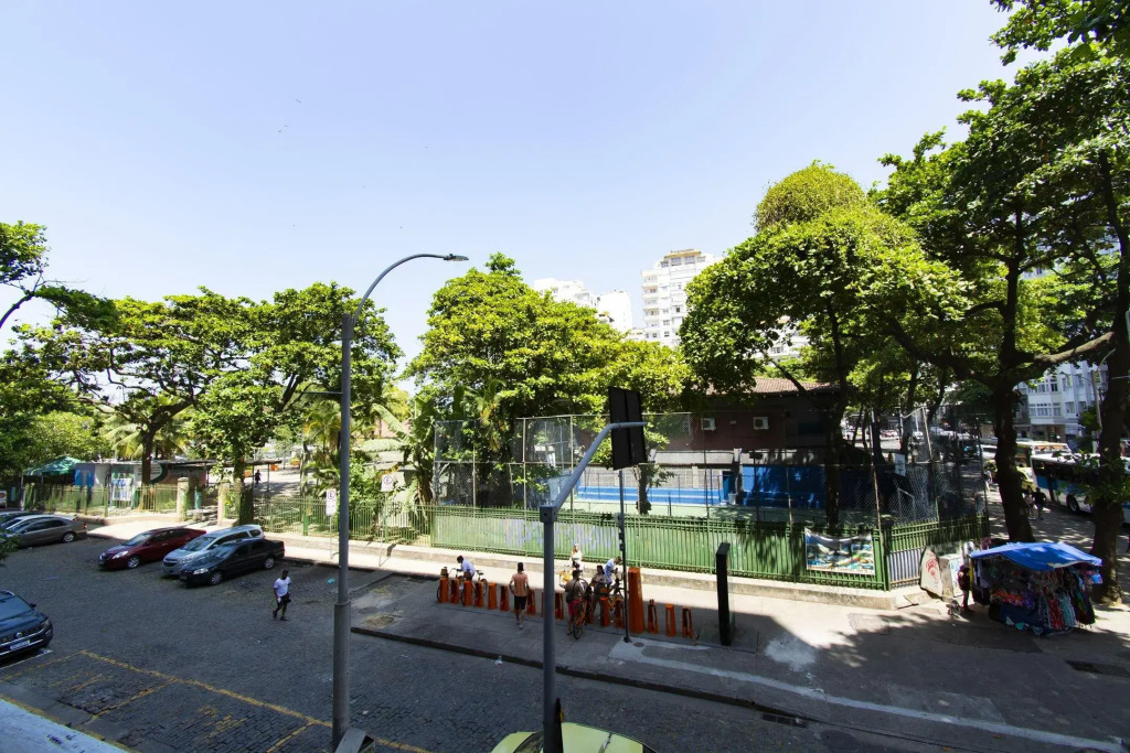 Flor de Copacabana - Praia, Privacidade e Conforto