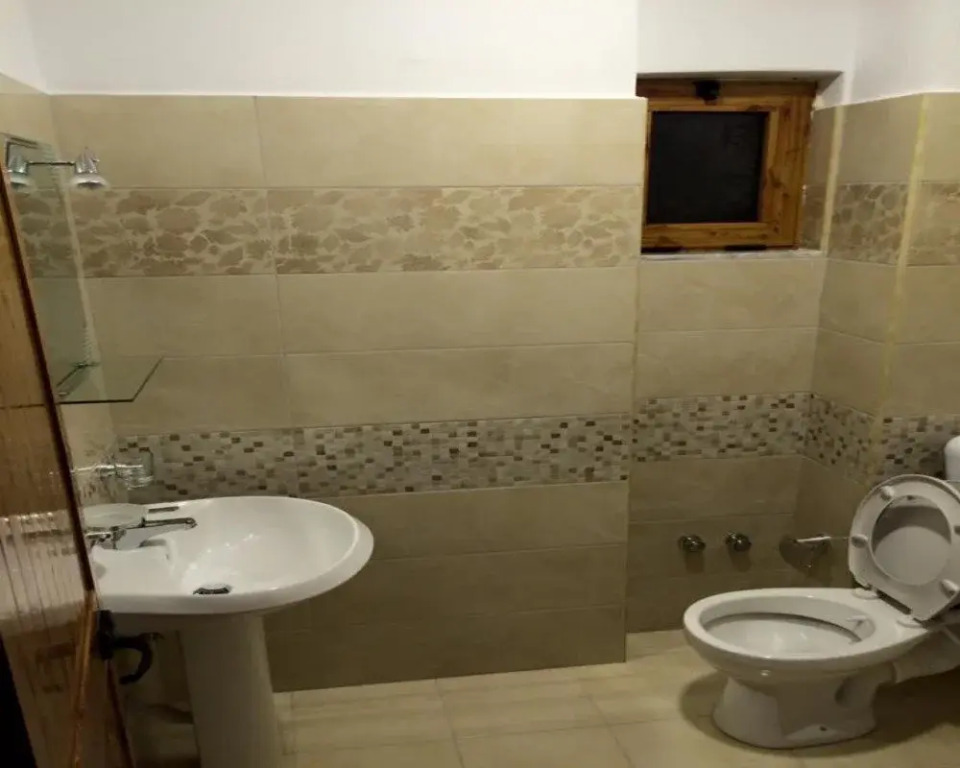 Hotel Erjani