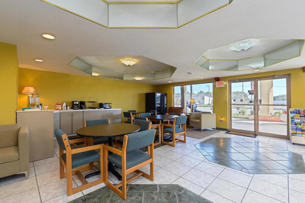 Travel Inn Winter Haven