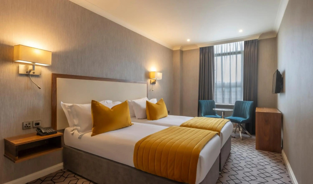 The Victoria Hotel