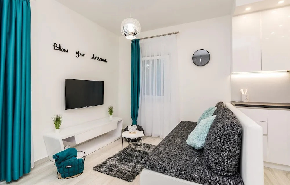 Amazing Home In Zdrelac