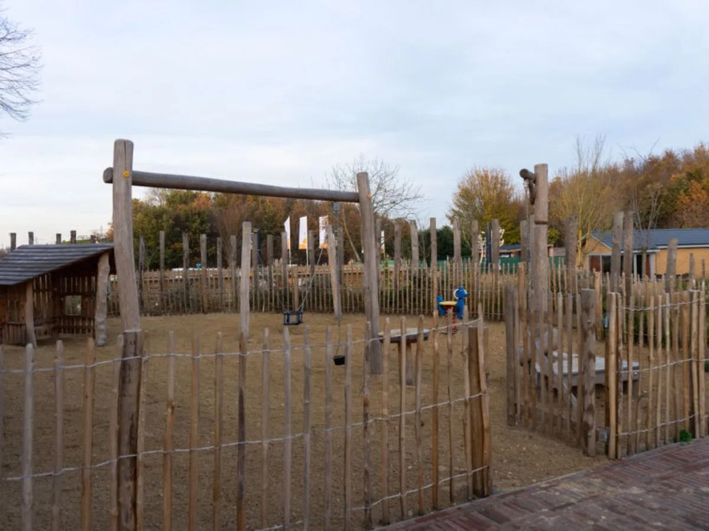 Resort De Kraaijenbergse Plassen 10279