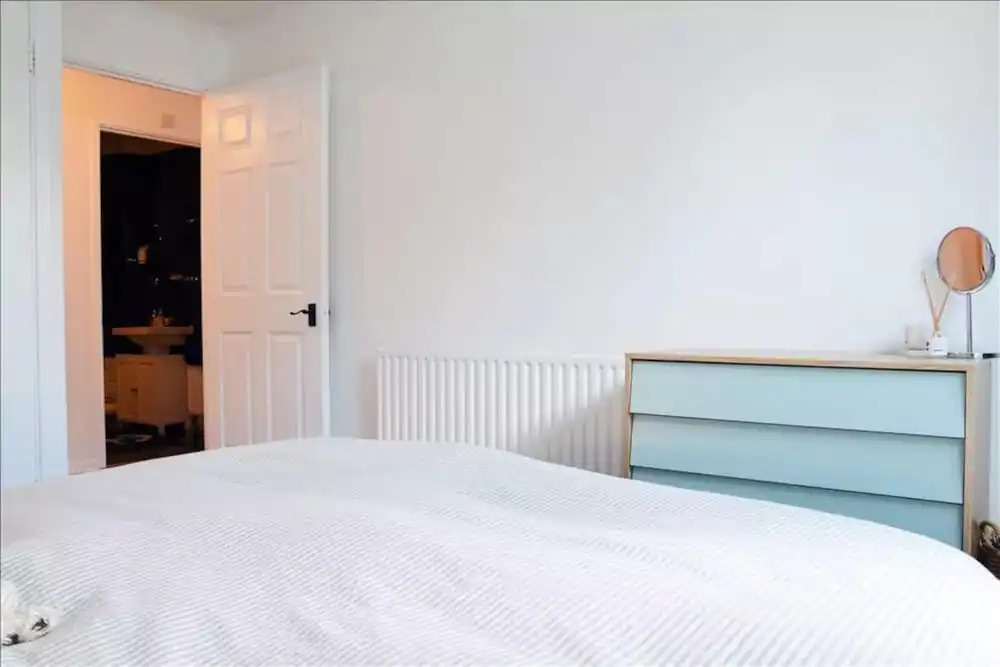 2 Bedroom East London Flat With Garden