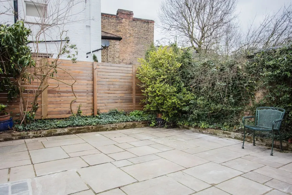 Modern 3 Bedroom Flat in West Hampstead
