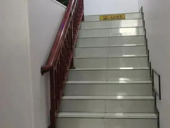 wuhan yishang hotel
