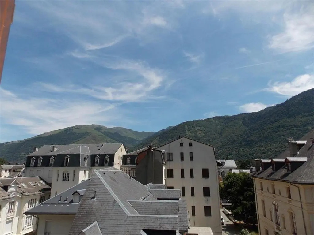 Appartement Bagnères-de-Luchon, 3 pièces, 6 personnes - FR-1-313-125